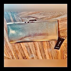MACYS Style & Co Evening Prom Wedding Bag NWT gold clutch